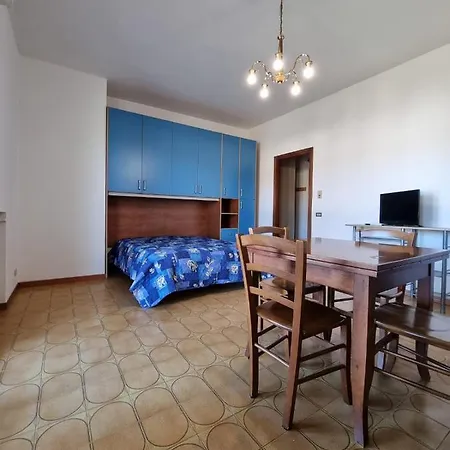 Holiday home Bbking Mimosa Casa Vacanze Andora